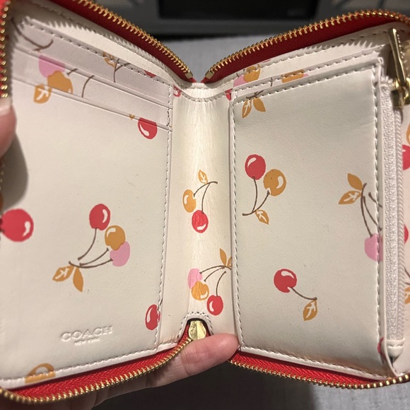 Coach wallet - Picture 7 of 7